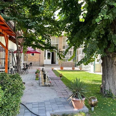 Eco House Hotel Osh Exterior photo